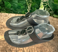 Afbeelding in Gallery-weergave laden, zo goed als nieuw prachtige slippers van Fitflop maat 40