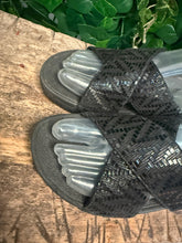 Afbeelding in Gallery-weergave laden, gewoon Nieuwe slippers van Fitflop maat 39