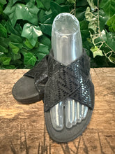 Afbeelding in Gallery-weergave laden, gewoon Nieuwe slippers van Fitflop maat 39