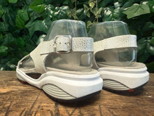Afbeelding in Gallery-weergave laden, Nieuwe sandalen van Xsensible maat 40 (wijdte G)