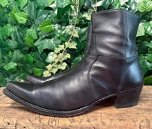 Afbeelding in Gallery-weergave laden, geweldig mooie boots/laars van Sendra maat 46