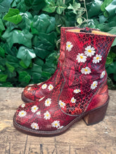 Afbeelding in Gallery-weergave laden, zo goed als nieuw vintage retro blokhak laars maat 36