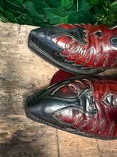 Afbeelding in Gallery-weergave laden, prachtige bijna Nieuwe vintage laarzen van Sendra maat 42