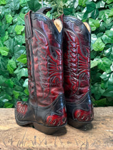 Afbeelding in Gallery-weergave laden, prachtige bijna Nieuwe vintage laarzen van Sendra maat 42