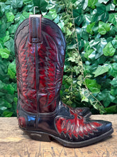 Afbeelding in Gallery-weergave laden, prachtige bijna Nieuwe vintage laarzen van Sendra maat 42