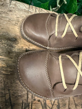 Afbeelding in Gallery-weergave laden, bijna Nieuwe veterschoenen van Loints of Holland maat 37