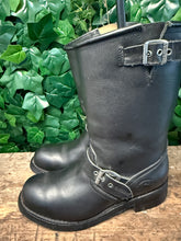 Afbeelding in Gallery-weergave laden, Bijna Nieuwe Biker Boots van Sendra maat 40