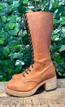 Afbeelding in Gallery-weergave laden, prachtige vintage zadelleer rijglaarzen van Sendra maat 37