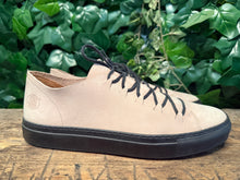 Afbeelding in Gallery-weergave laden, gewoon Nieuwe veterschoenen van Loints of holland maat 42