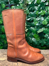 Afbeelding in Gallery-weergave laden, Nieuwe prachtig vintage laarzen zadelleer van sendra maat 41