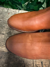 Afbeelding in Gallery-weergave laden, Nieuwe prachtig vintage laarzen zadelleer van sendra maat 41