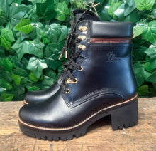 Afbeelding in Gallery-weergave laden, Nieuwe prachtige boots van Panama Jack maat 42