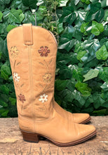Afbeelding in Gallery-weergave laden, geweldig mooie flower laarzen van Sendra maat 41