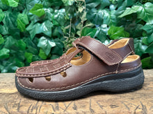 Afbeelding in Gallery-weergave laden, zo goed als nieuw mooie sandalen van wolky maat 42