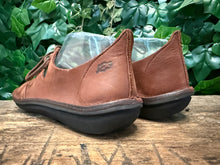 Afbeelding in Gallery-weergave laden, zo goed als Nieuw veterschoen van Loints of holland maat 39