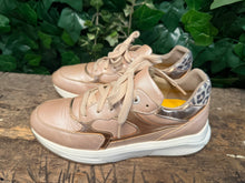Afbeelding in Gallery-weergave laden, bijna Nieuwe sneakers van Xsensible maat 40 (wijdte G)