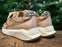 Afbeelding in Gallery-weergave laden, bijna Nieuwe sneakers van Xsensible maat 40 (wijdte G)