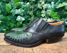 Afbeelding in Gallery-weergave laden, prachtige vintage instappers van Sendra maat 42