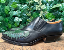 Afbeelding in Gallery-weergave laden, prachtige vintage instappers van Sendra maat 42