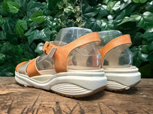 Afbeelding in Gallery-weergave laden, bijna nieuw sandalen van Xsensible maat 40 (wijdte G)
