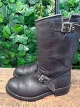 Afbeelding in Gallery-weergave laden, Bijna Nieuwe Biker Boots van Sendra maat 42