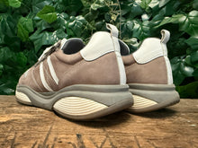 Afbeelding in Gallery-weergave laden, zo goed als nieuw sneakers van Xsensible maat 43 (wijdte H)