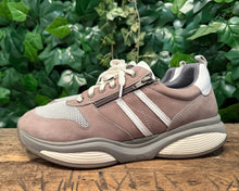 Afbeelding in Gallery-weergave laden, zo goed als nieuw sneakers van Xsensible maat 43 (wijdte H)