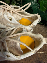 Afbeelding in Gallery-weergave laden, bijna Nieuwe sneakers van Xsensible maat 42 (wijdte G)