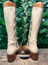 Afbeelding in Gallery-weergave laden, Prachtige vintage hoge blokhak flower laars sendra maat 38