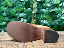 Afbeelding in Gallery-weergave laden, Prachtige vintage hoge blokhak flower laars sendra maat 38