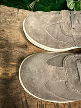Afbeelding in Gallery-weergave laden, bijna Nieuwe sneakers van Xsensible maat 42 (wijdte H)