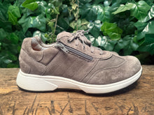 Afbeelding in Gallery-weergave laden, bijna Nieuwe sneakers van Xsensible maat 42 (wijdte H)