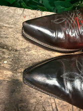 Afbeelding in Gallery-weergave laden, geweldig mooie vintage laarzen van Sendra maat 43
