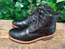 Afbeelding in Gallery-weergave laden, Gewoon Nieuwe Veterschoen/boots van Panama Jack maat 41