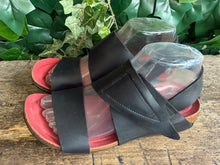 Afbeelding in Gallery-weergave laden, bijna Nieuwe sandalen van Loints of Holland maat 38