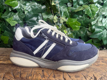 Afbeelding in Gallery-weergave laden, zo goed als nieuw sneakers van Xsensible maat 45 (wijdte HX)