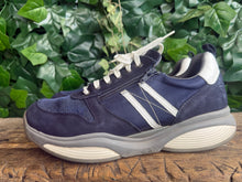 Afbeelding in Gallery-weergave laden, zo goed als nieuw sneakers van Xsensible maat 45 (wijdte HX)
