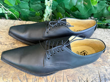 Afbeelding in Gallery-weergave laden, supergave vintage retro heren veterschoen van Sendra maat 44