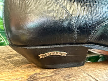 Afbeelding in Gallery-weergave laden, prachtige vintage veterschoen hagedissen leer sendra maat 42