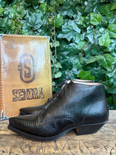 Afbeelding in Gallery-weergave laden, prachtige vintage veterschoen hagedissen leer sendra maat 42