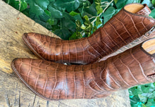 Afbeelding in Gallery-weergave laden, prachtige bijna Nieuwe laarzen van Sendra maat 38