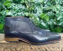 Afbeelding in Gallery-weergave laden, Nieuwe leren veterschoen van Australian maat 45