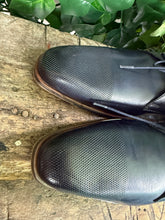 Afbeelding in Gallery-weergave laden, Nieuwe leren veterschoen van Australian maat 45