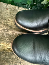 Afbeelding in Gallery-weergave laden, zo goed als nieuw boots van Panama Jack maat 39