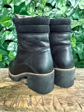 Afbeelding in Gallery-weergave laden, zo goed als nieuw boots van Panama Jack maat 39