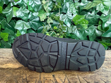 Afbeelding in Gallery-weergave laden, bijna Nieuwe sneakers van Xsensible maat 37 (wijdte G)