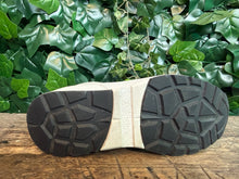 Afbeelding in Gallery-weergave laden, Bijna Nieuwe sneakers van Xsensible maat 39 (wijdte GX)