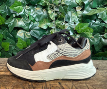 Afbeelding in Gallery-weergave laden, zo goed als nieuw sneakers van Xsensible maat 36 (wijdte GX)