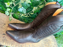 Afbeelding in Gallery-weergave laden, prachtige vintage laarzen van Sendra maat 38