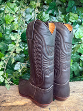 Afbeelding in Gallery-weergave laden, prachtige vintage laarzen van Sendra maat 38